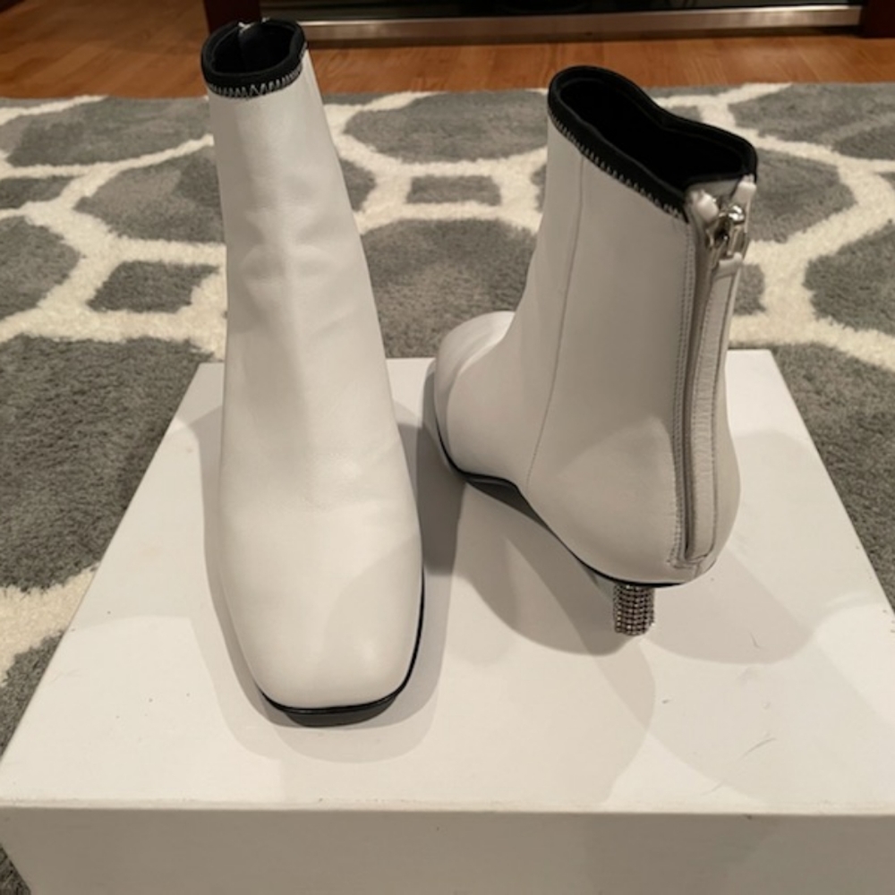 Calvin Klein 205W39NYC (Raf Simons collection)